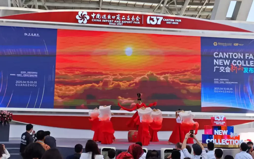 广交会期间的中国艺术表演 广交会期间的中国艺术表演